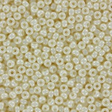 Miyuki rocailles Perlen 11/0 - Opaque ivory luster 11-440
